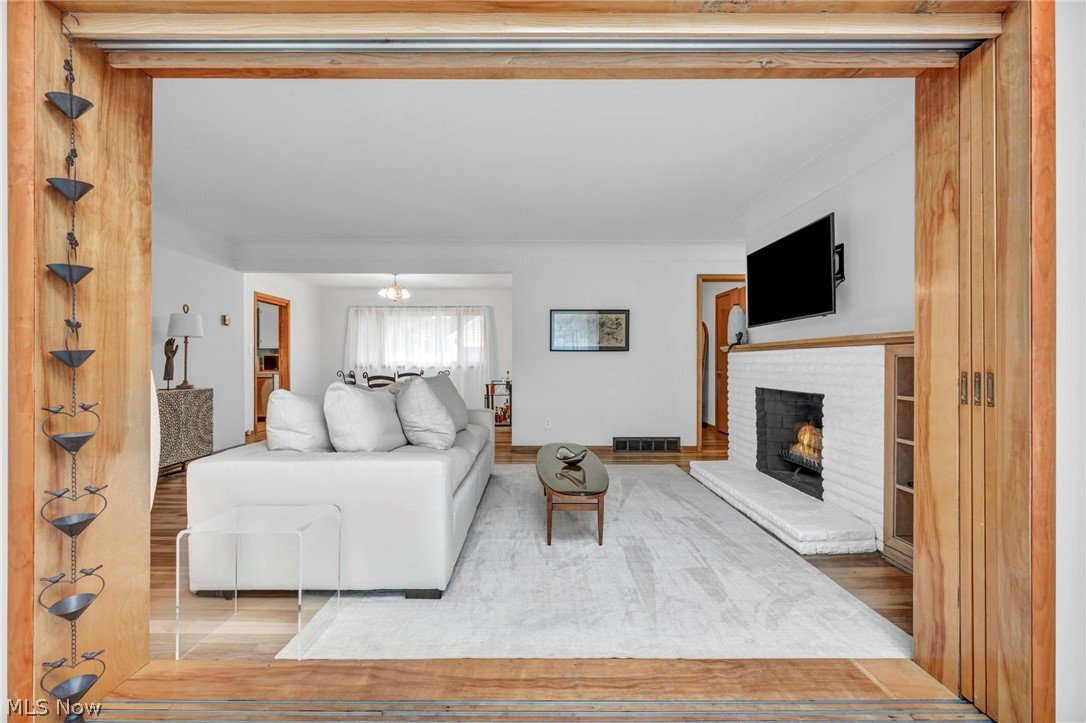 24303 Lake Road Bay Village OH 44140