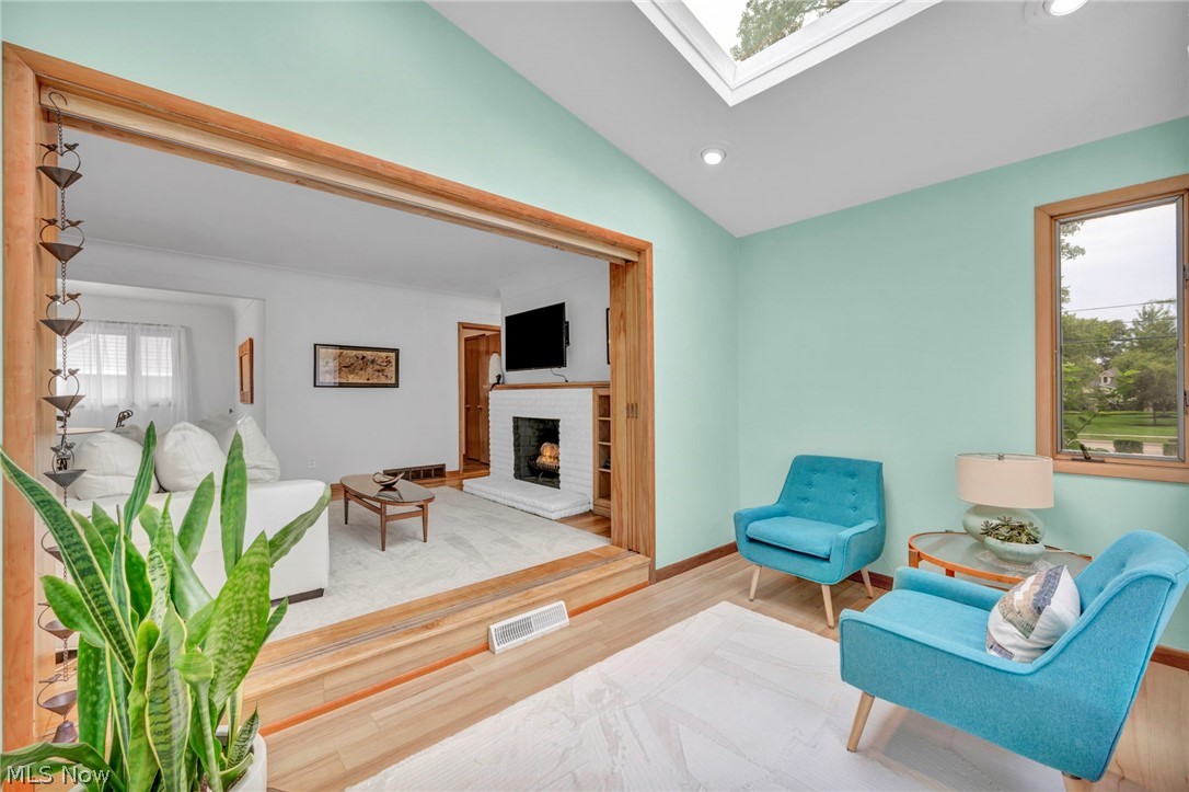 24303 Lake Road Bay Village OH 44140