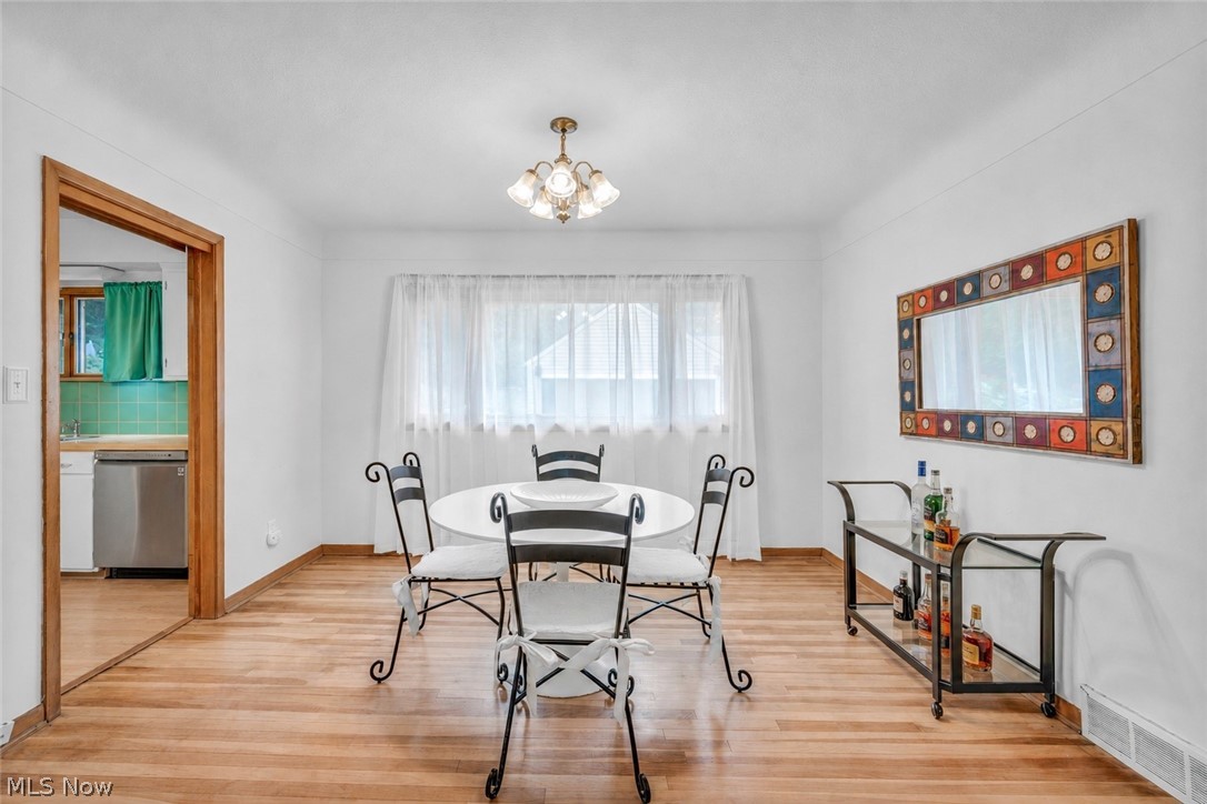 24303 Lake Road Bay Village OH 44140