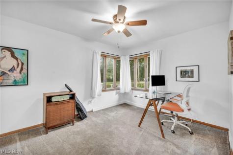 24303 Lake Road Bay Village OH 44140
