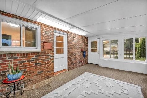 24303 Lake Road Bay Village OH 44140