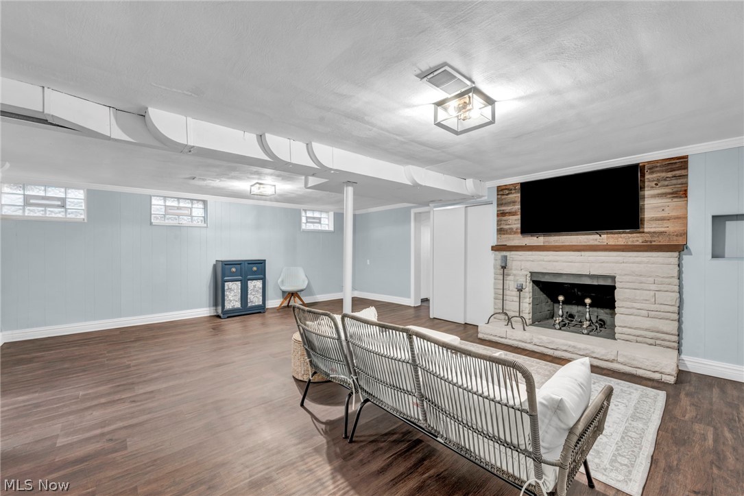 24303 Lake Road Bay Village OH 44140