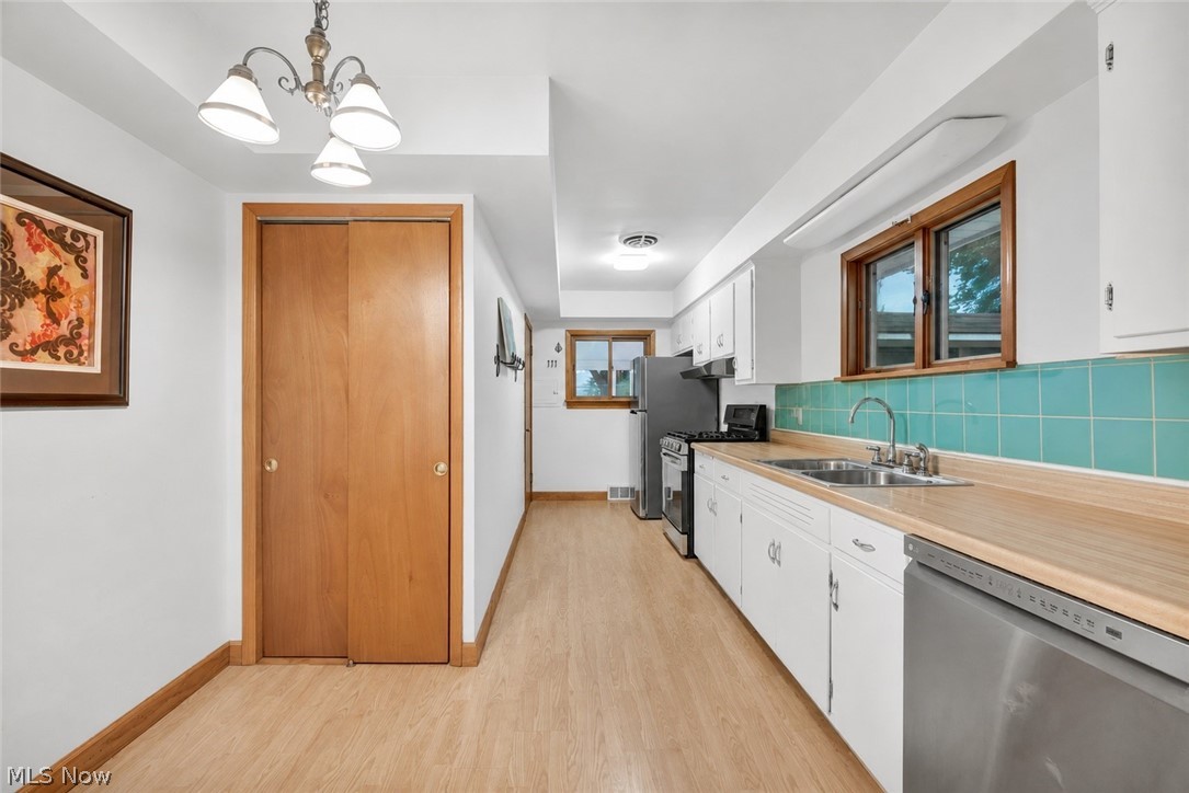 24303 Lake Road Bay Village OH 44140