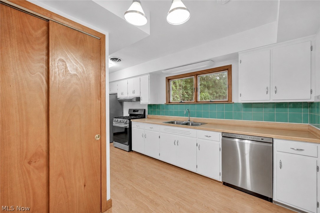 24303 Lake Road Bay Village OH 44140
