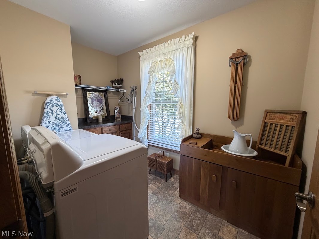 324 Gasser Circle SE New Philadelphia OH 44663
