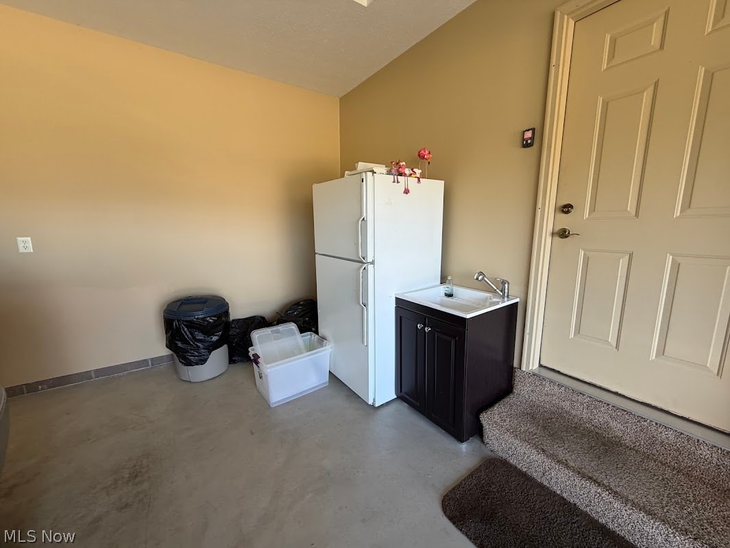 324 Gasser Circle SE New Philadelphia OH 44663