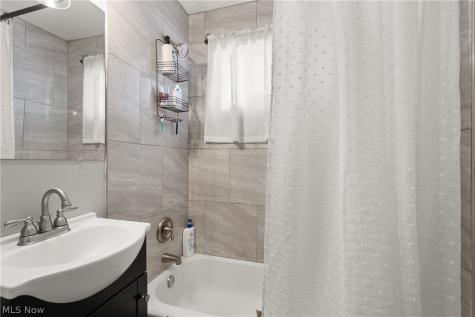 6215 Morningside Drive Parma OH 44129