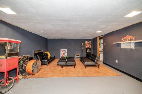 1109 Mansell Drive Youngstown OH 44505