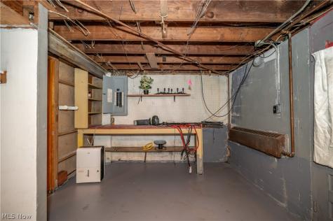 1109 Mansell Drive Youngstown OH 44505