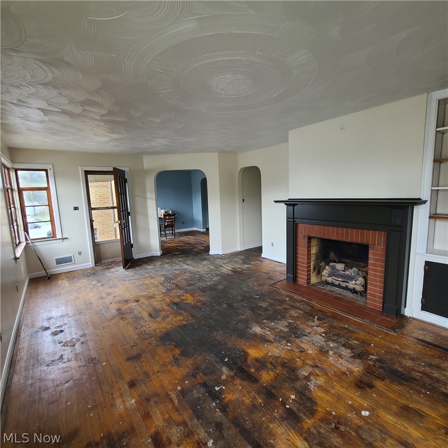 1119 3rd Street Brilliant OH 43913