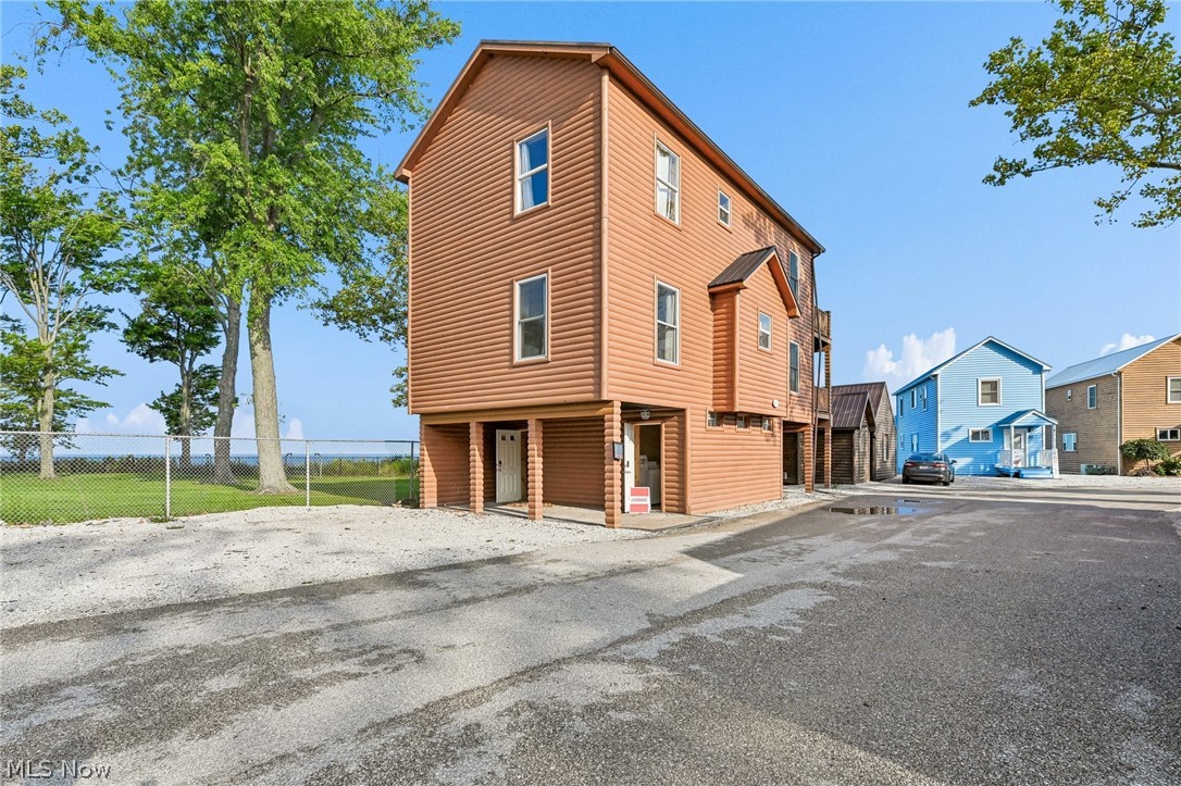 5919 Lake Road W Ashtabula OH 44004