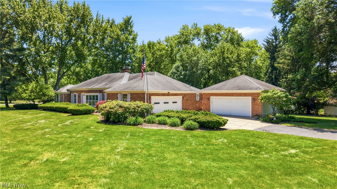 65 Redfern Drive Youngstown OH 44505