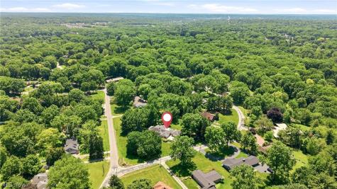 65 Redfern Drive Youngstown OH 44505