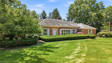 65 Redfern Drive Youngstown OH 44505