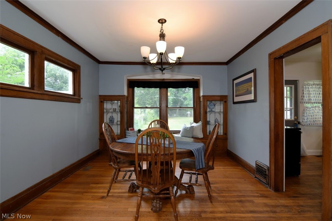 2453 Kingston Road Cleveland Heights OH 44118