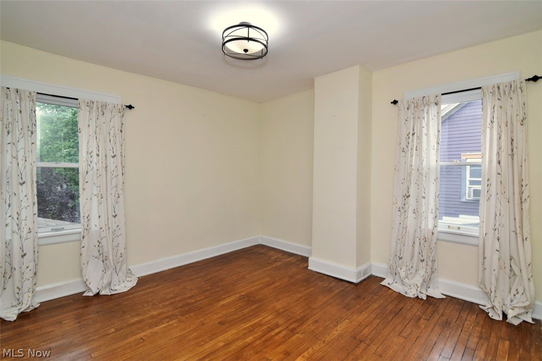 2453 Kingston Road Cleveland Heights OH 44118