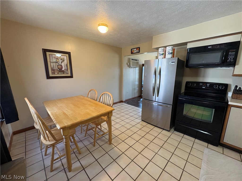 50 N Main Street Austintown OH 44515