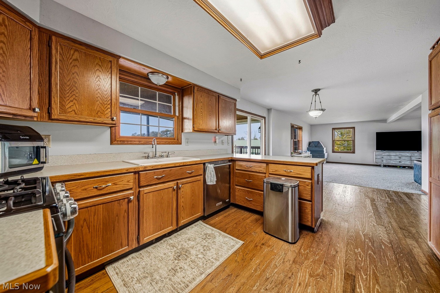 22144 West Road Wellington OH 44090