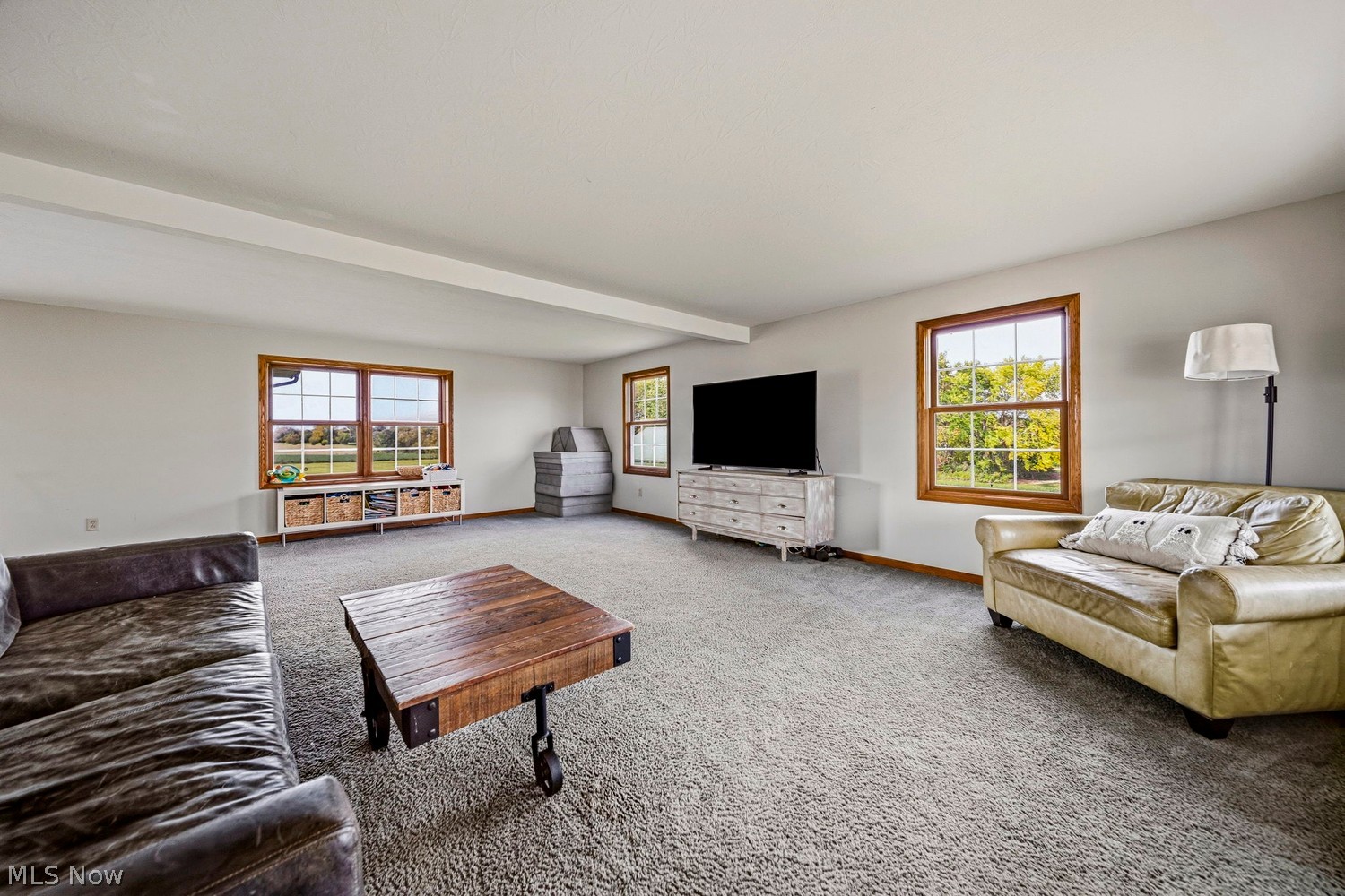 22144 West Road Wellington OH 44090