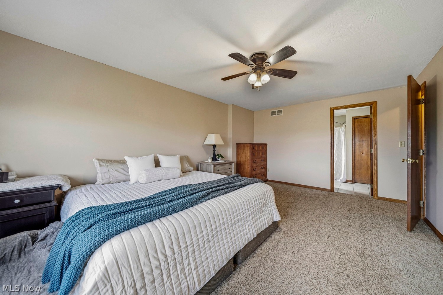 22144 West Road Wellington OH 44090