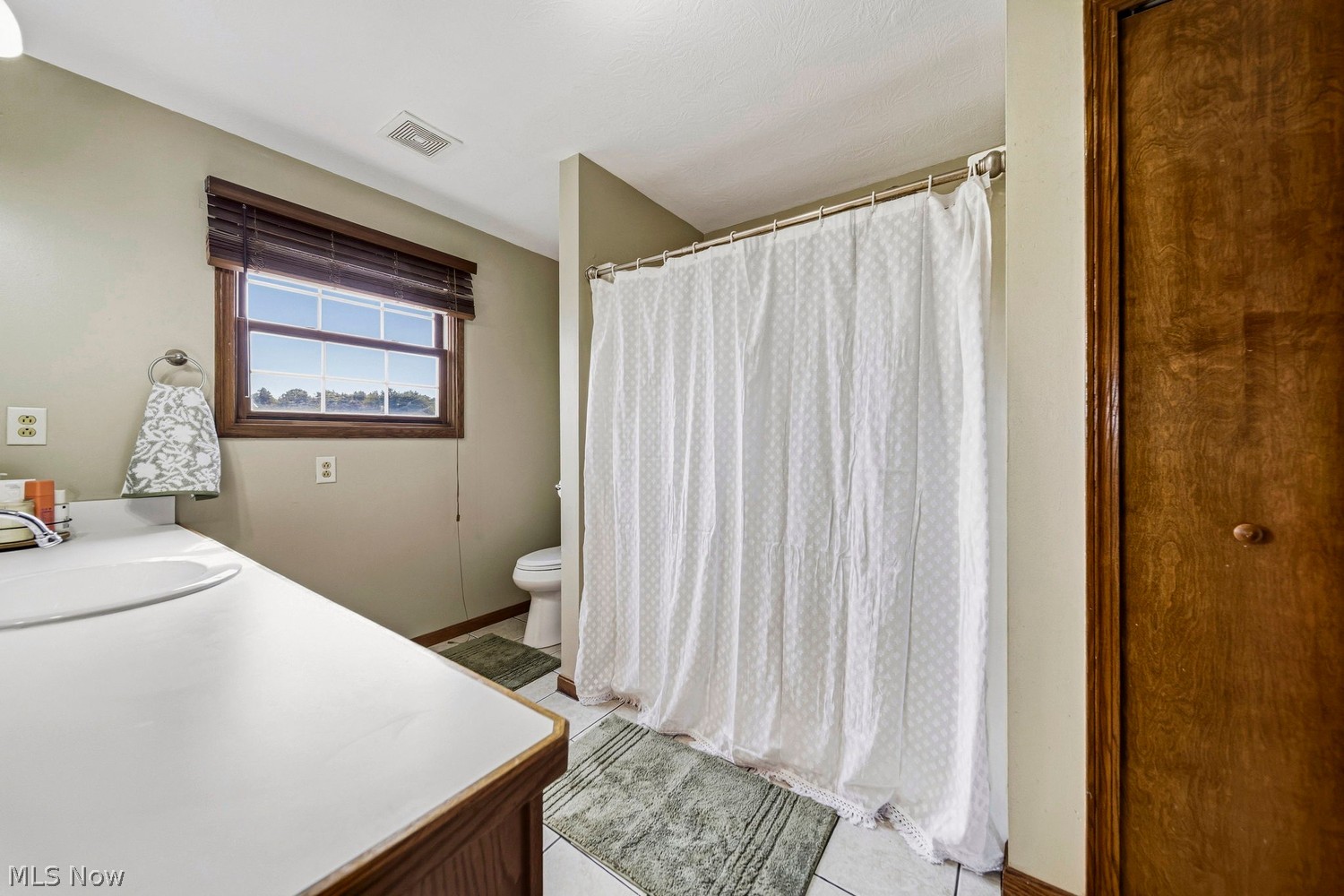 22144 West Road Wellington OH 44090