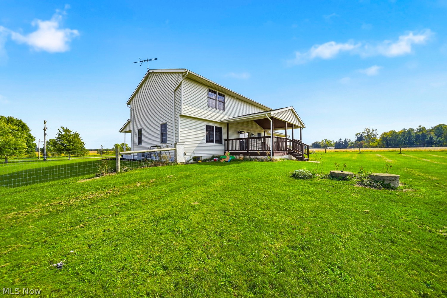 22144 West Road Wellington OH 44090