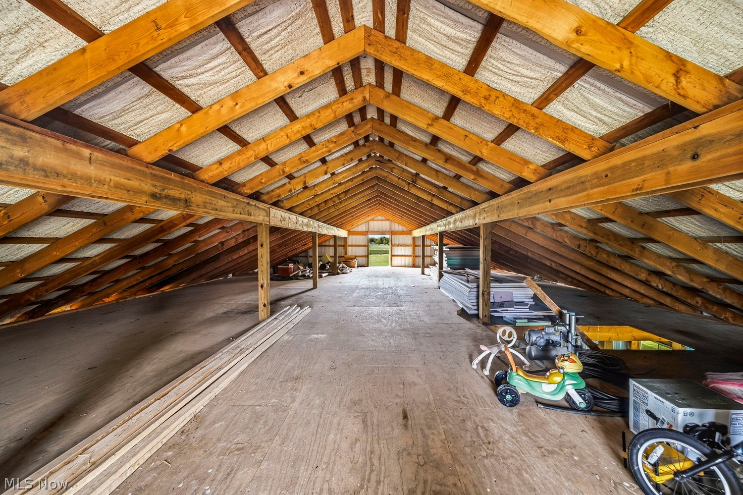 22144 West Road Wellington OH 44090