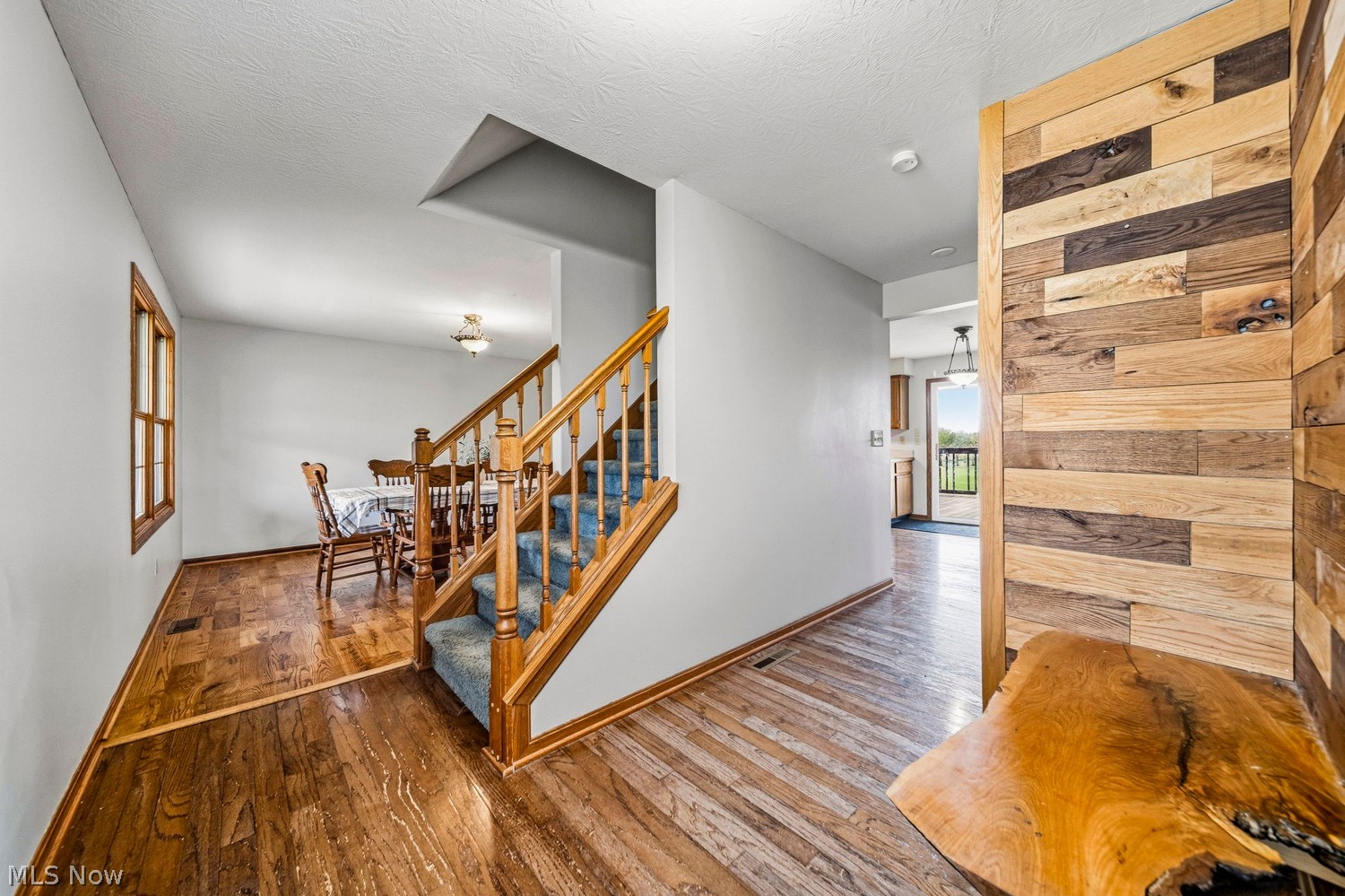 22144 West Road Wellington OH 44090
