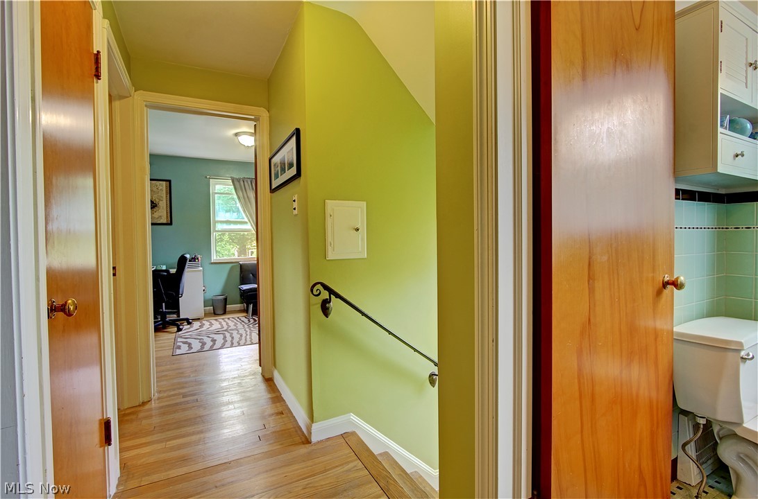 16204 W Park Road Cleveland OH 44111