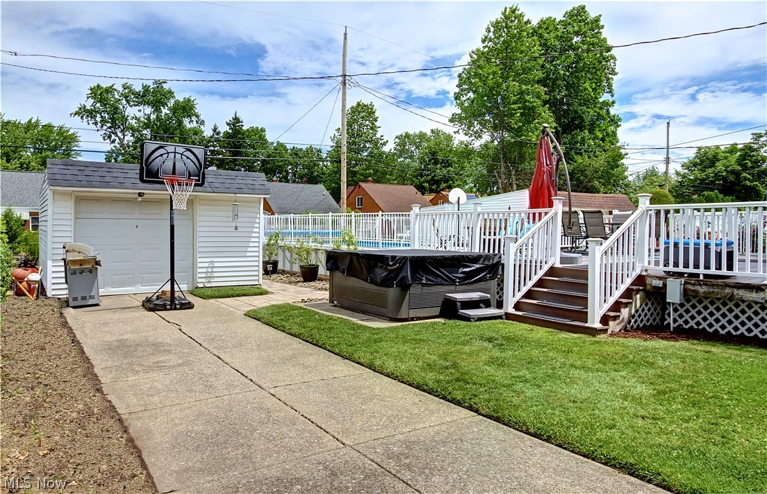 16204 W Park Road Cleveland OH 44111