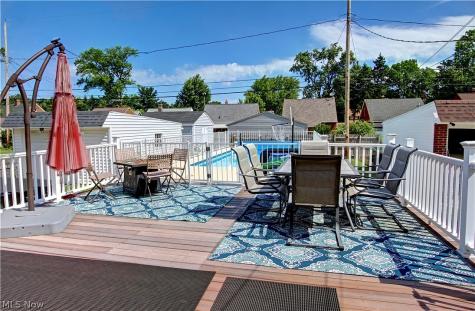 16204 W Park Road Cleveland OH 44111