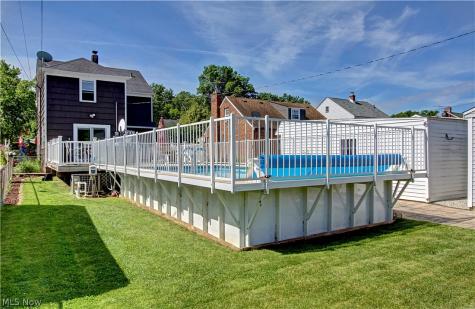 16204 W Park Road Cleveland OH 44111