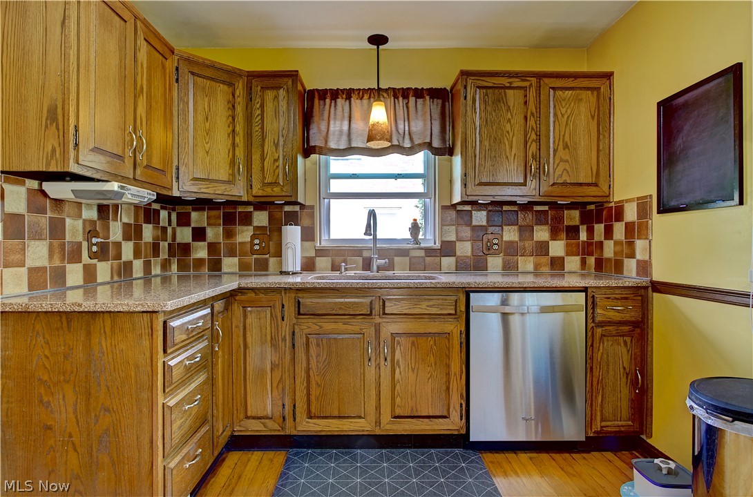 16204 W Park Road Cleveland OH 44111