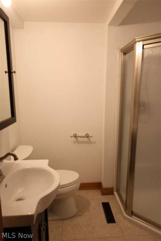 3057 Long Road Akron OH 44312