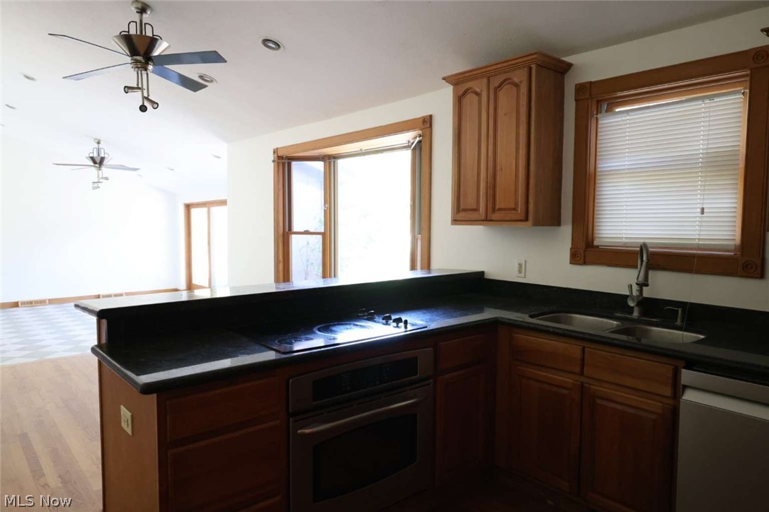 3057 Long Road Akron OH 44312