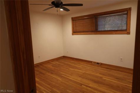 3057 Long Road Akron OH 44312