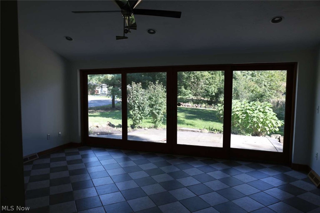 3057 Long Road Akron OH 44312