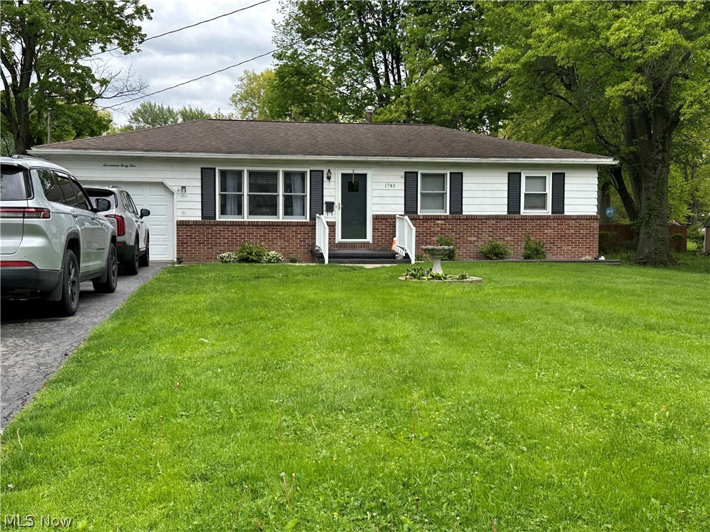 1745 E 3rd Street Salem OH 44460