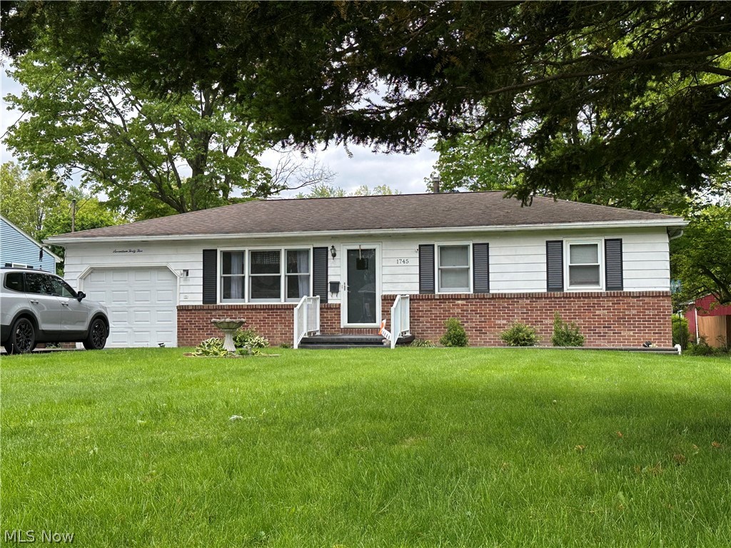 1745 E 3rd Street Salem OH 44460