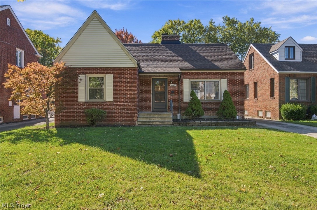 16605 Westdale Avenue Cleveland OH 44135