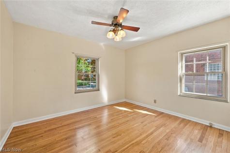 16605 Westdale Avenue Cleveland OH 44135