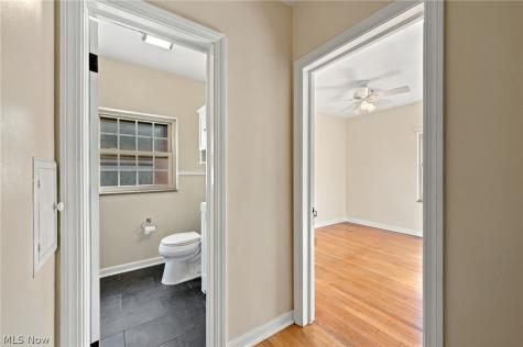 16605 Westdale Avenue Cleveland OH 44135