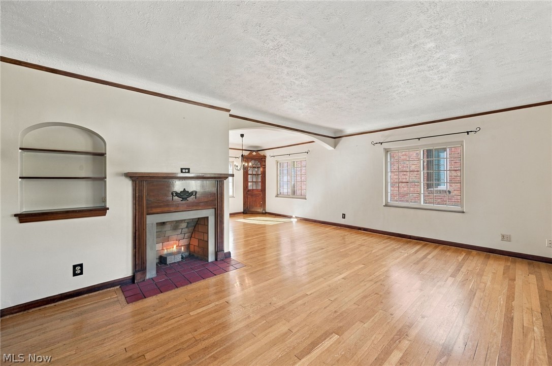 16605 Westdale Avenue Cleveland OH 44135