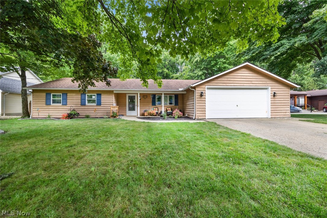 1135 Royal Drive Amherst OH 44001