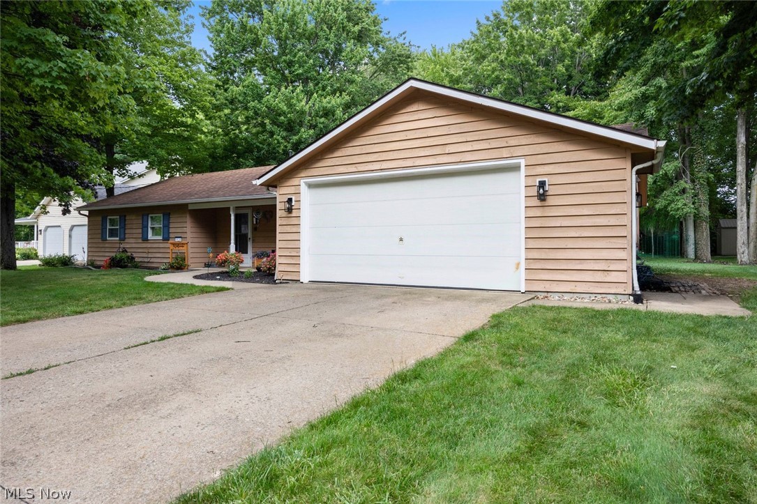 1135 Royal Drive Amherst OH 44001