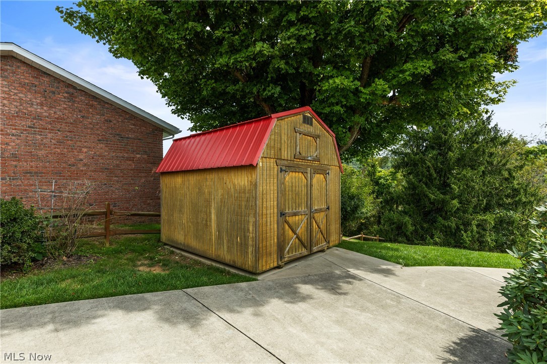 311 Hillcrest Drive Wellsburg WV 26070