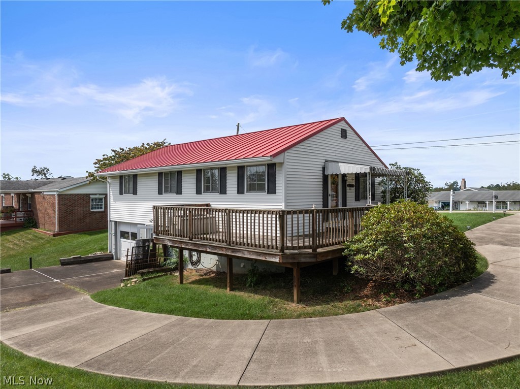 311 Hillcrest Drive Wellsburg WV 26070
