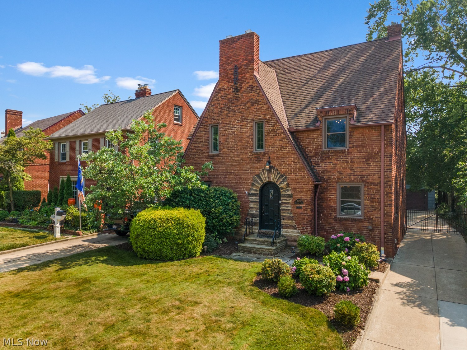 3826 Bushnell Road Cleveland OH 44118