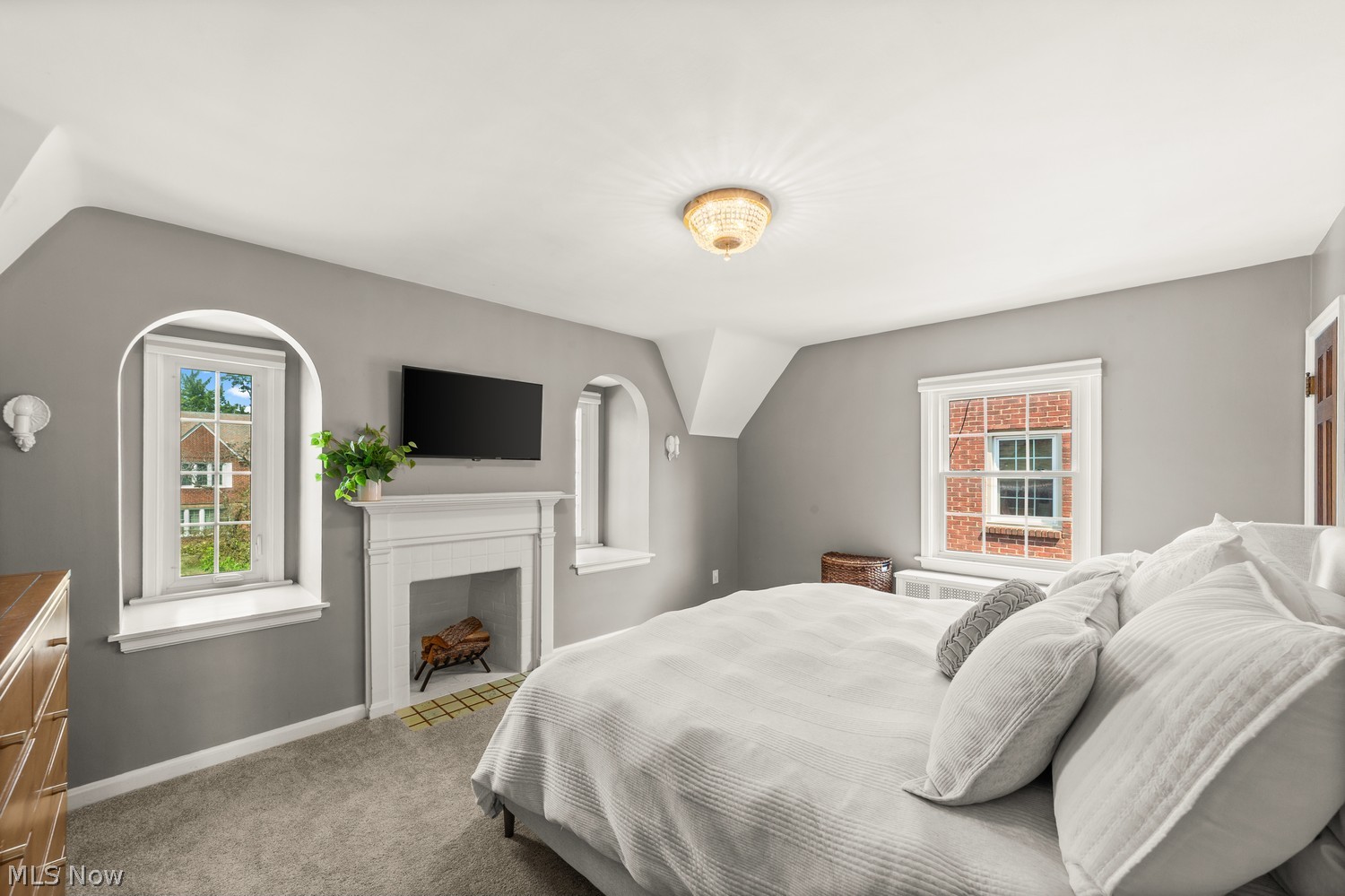 3826 Bushnell Road Cleveland OH 44118