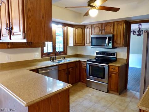 9144 Gregory Court Mentor OH 44060